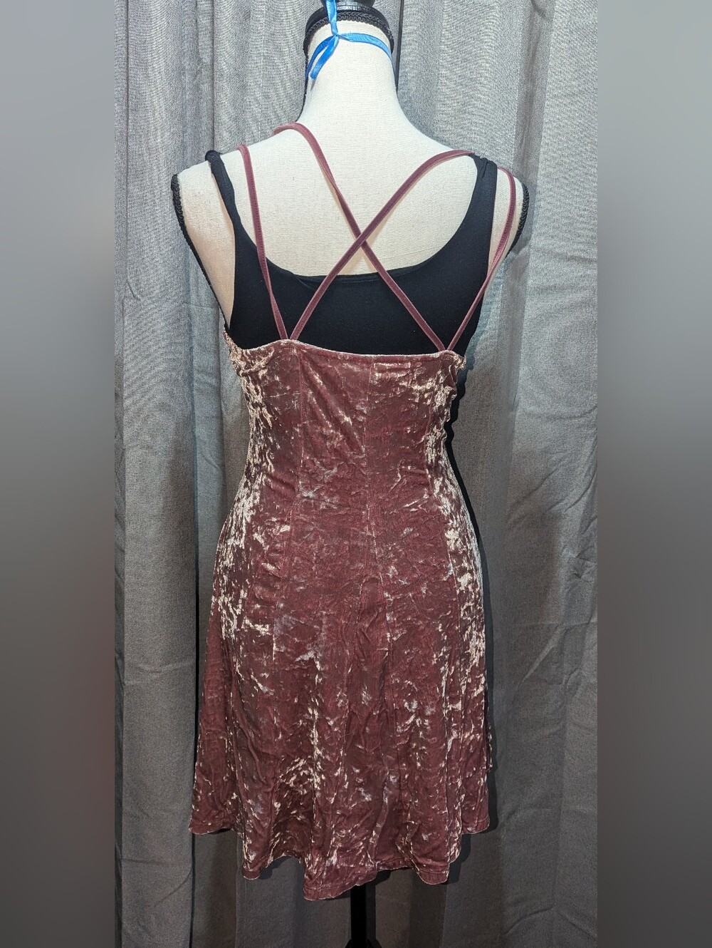 AMERICAN EAGLE OUTFITTERS Velour Strappy Mini Dress XS - Picture 4 of 14